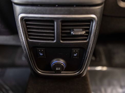 Used 2012 Chrysler 300 C w/ 19-Premium Speaker Group image 35