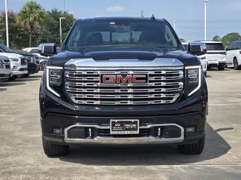 Used 2024 GMC Sierra 1500 Denali w/ Denali Reserve Package AWD/4WD image 6