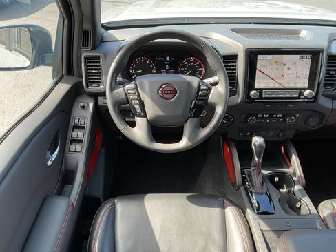 Used 2023 Nissan Frontier PRO-4X w/ Pro-4X Premium Package AWD/4WD image 16