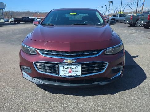 Used 2016 Chevrolet Malibu LT w/ Leather Package image 3
