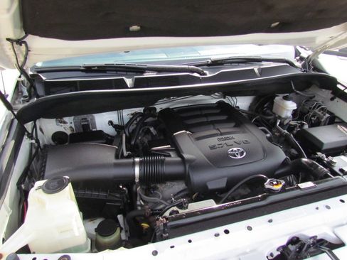 Used 2014 Toyota Tundra 1794 Edition AWD/4WD image 23