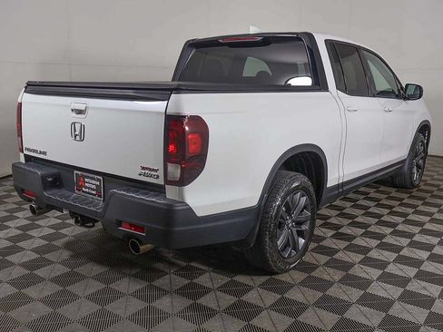 Used 2023 Honda Ridgeline Sport image 8