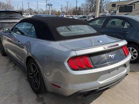 Used 2022 Ford Mustang Premium image 5