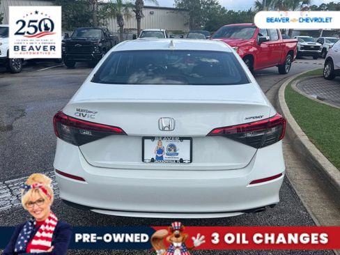 Used 2023 Honda Civic Sport image 5