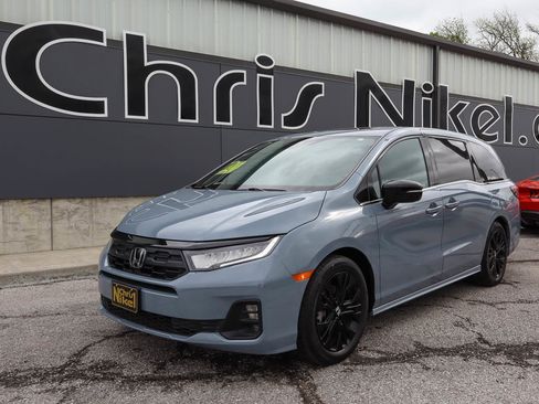 Used 2025 Honda Odyssey Sport-L image 1
