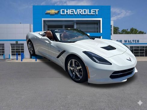 Used 2014 Chevrolet Corvette Stingray Convertible w/ 3LT Preferred Equipment Group RWD image 4