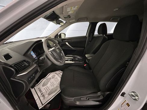 Used 2023 Mitsubishi Eclipse Cross LE AWD/4WD image 7