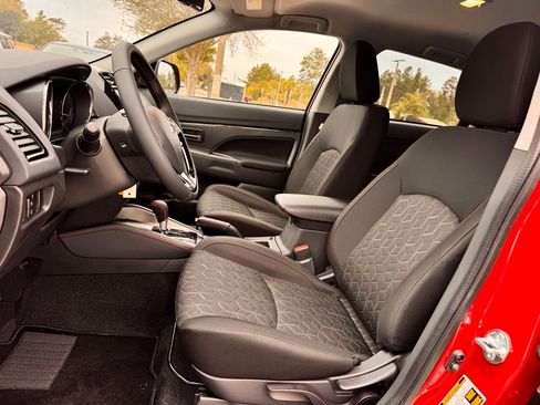 New 2026 Mitsubishi Outlander Sport LE AWD/4WD image 13