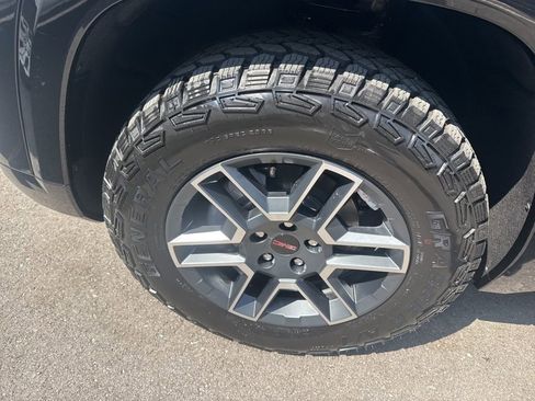 New 2026 GMC Terrain AT4 image 37