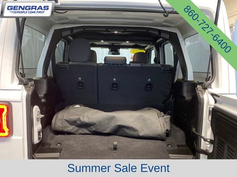 Used 2025 Jeep Wrangler Unlimited Sahara w/ Safety Group AWD/4WD image 34