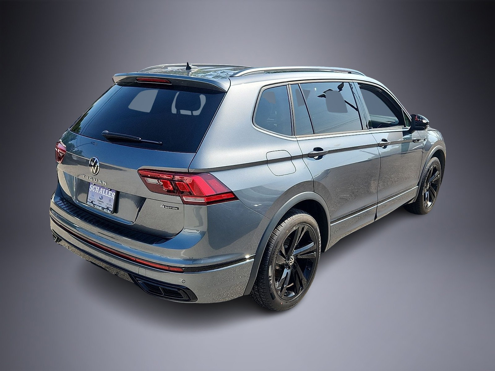 Used 2023 Volkswagen Tiguan SE R-Line AWD/4WD image 6