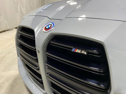 Used 2023 BMW M4 Coupe w/ Executive Package RWD image 3