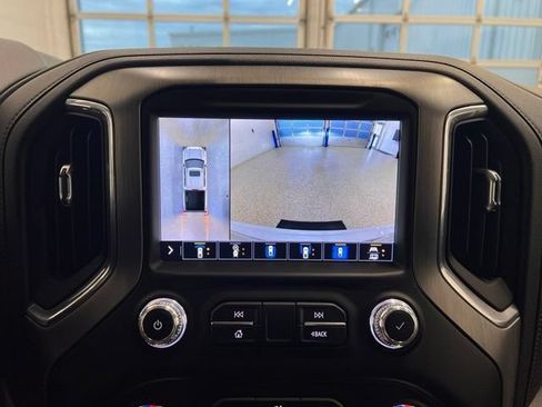 Used 2021 GMC Sierra 1500 Denali w/ Denali Ultimate Package AWD/4WD image 28