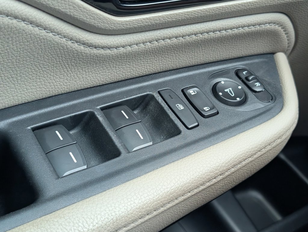 Used 2024 Honda Odyssey Touring image 16