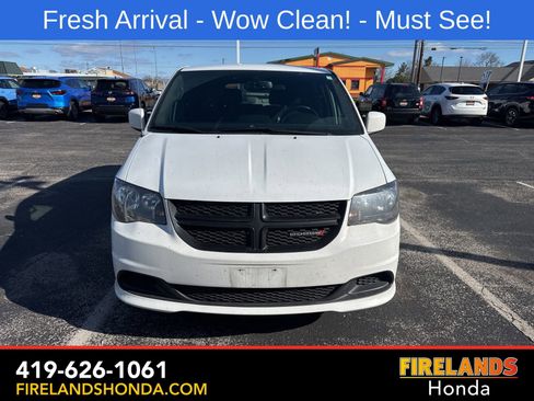 Used 2017 Dodge Grand Caravan SE image 10