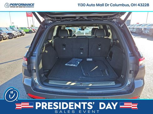 New 2025 Jeep Grand Cherokee Summit w/ Adv Protech Group IV image 11