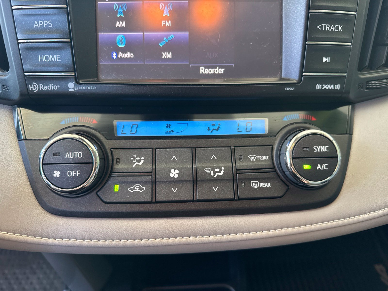 Used 2017 Toyota RAV4 XLE w/ Plus Special Value Package AWD/4WD image 27