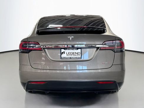 Used 2016 Tesla Model X Performance image 8