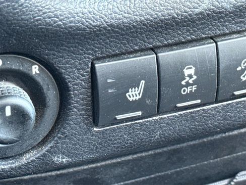 Used 2014 Jeep Wrangler Unlimited Sahara w/ Dual Top Group image 18