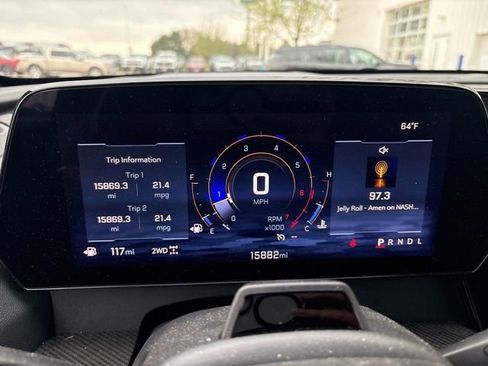 Used 2025 Chevrolet Traverse High Country AWD/4WD image 15