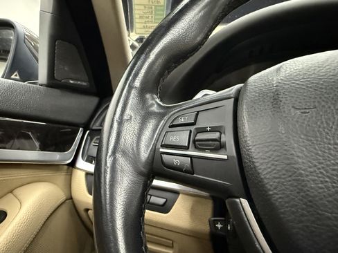 Used 2015 BMW 550i xDrive Sedan image 16