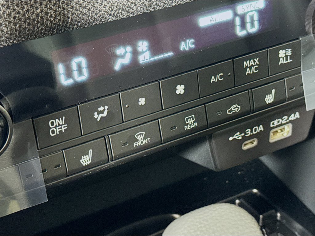 New 2026 Subaru Outback Limited AWD/4WD image 21