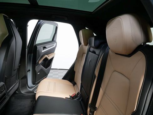 Certified 2026 Porsche Cayenne image 20