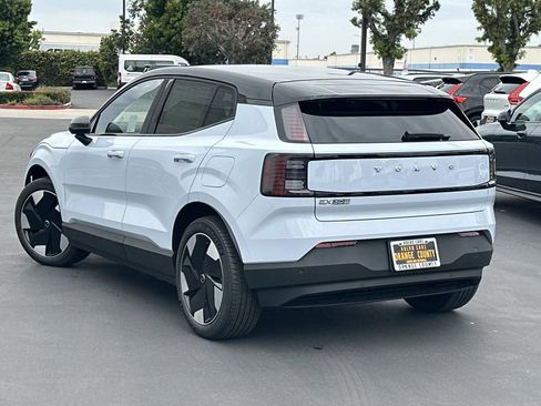 New 2026 Volvo EX30 Plus image 5