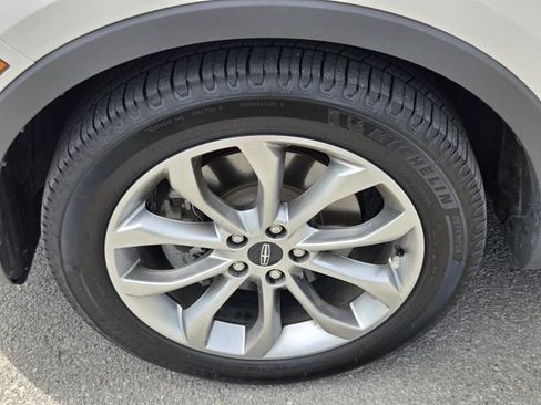 Used 2019 Lincoln MKC Select w/ Select Plus Package image 19