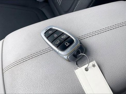 Used 2023 Hyundai Tucson SEL image 12