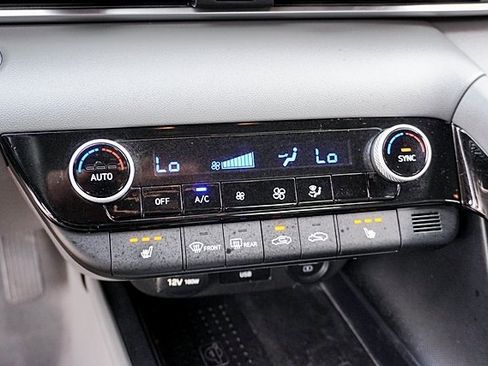 Used 2021 Hyundai Elantra SEL w/ Convenience Package image 26