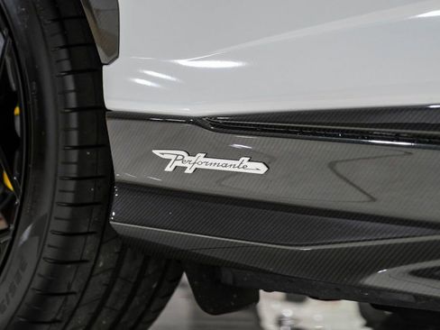 Used 2024 Lamborghini Urus Performante image 68