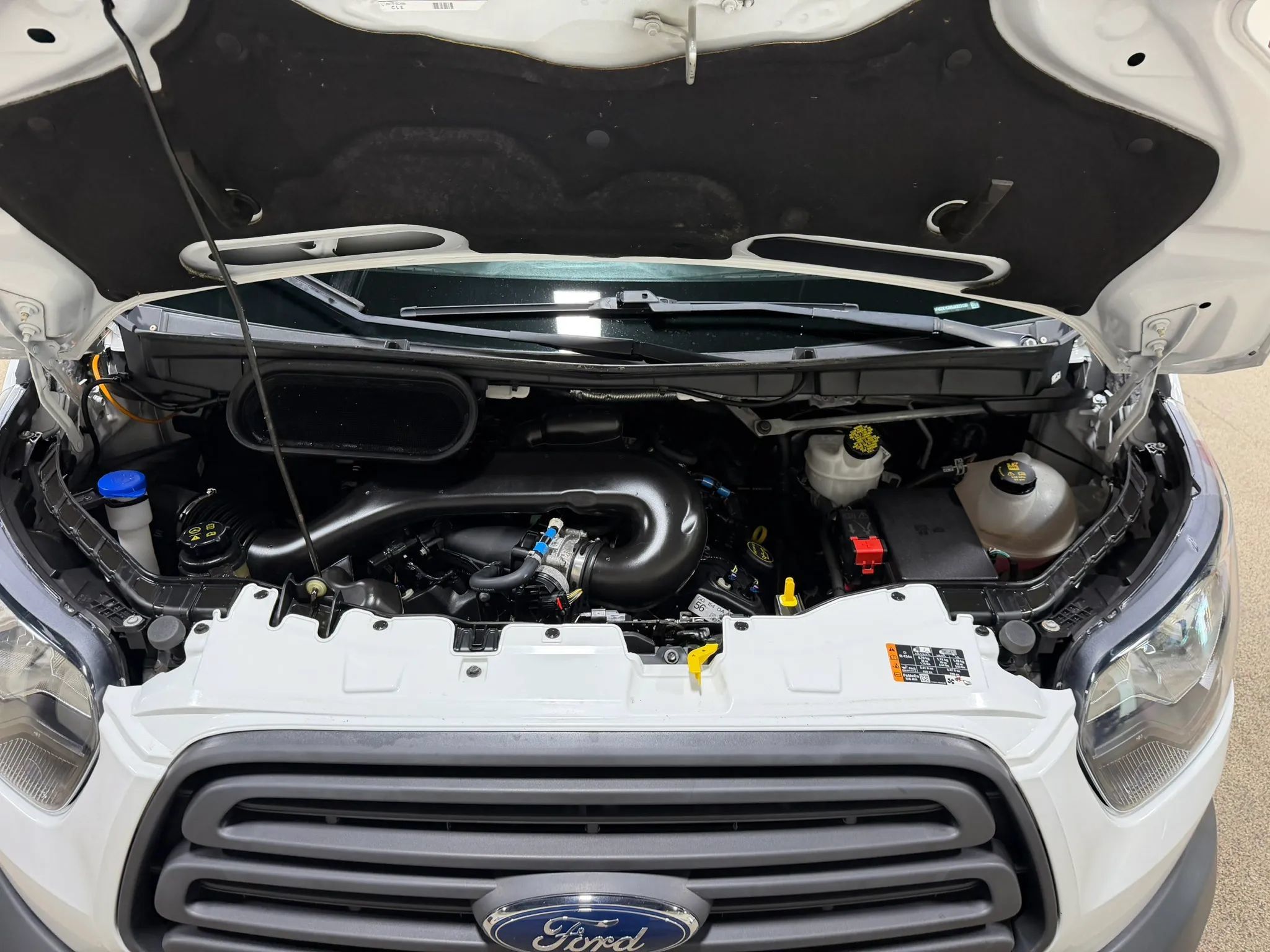 Used 2018 Ford Transit 150 XL RWD image 55