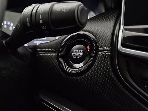 Used 2024 Jeep Compass Latitude w/ Altitude Special Edition AWD/4WD image 18