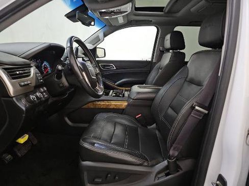 Used 2017 GMC Yukon XL Denali w/ Open Road Package AWD/4WD image 3