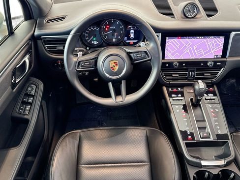 Used 2023 Porsche Macan GTS image 21