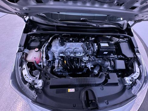 Used 2020 Toyota Corolla L image 11
