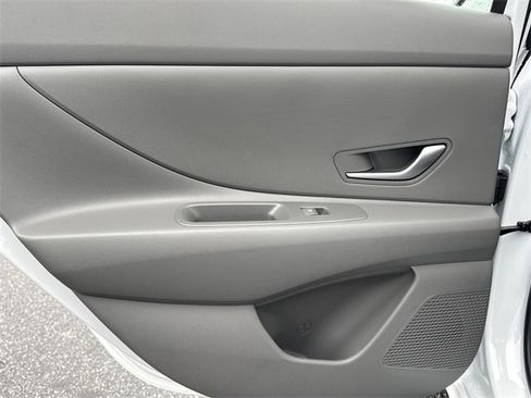 New 2026 Hyundai Elantra Blue image 21