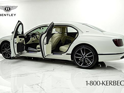 Used 2024 Bentley Flying Spur Azure AWD/4WD image 5