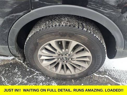 Used 2019 Lincoln Nautilus Select image 9