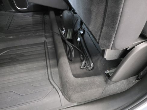 Used 2025 GMC Sierra 2500 SLE w/ SLE Value Package; image 30