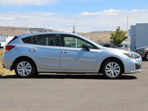 Used 2017 Subaru Impreza 2.0i image 7