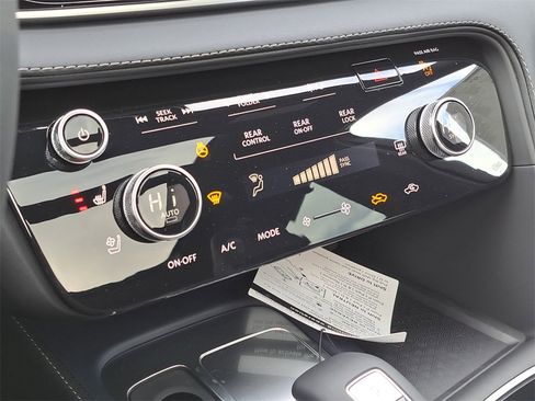 Certified 2026 INFINITI QX60 Sport w/ Dark Cargo Package image 10