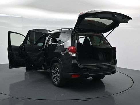 Used 2024 Subaru Forester Premium AWD/4WD image 43