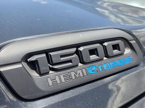 Used 2022 RAM 1500 Big Horn AWD/4WD image 18