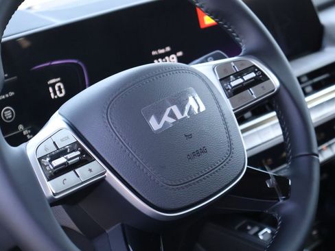 New 2025 Kia Telluride EX w/ EX Captain's Chair Package image 23