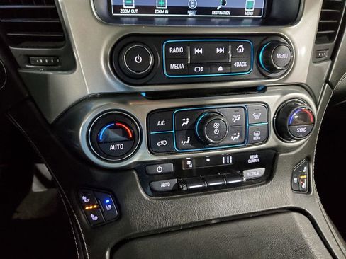 Used 2017 Chevrolet Suburban Premier image 42