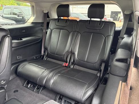 Used 2021 Jeep Grand Cherokee L Limited AWD/4WD image 22