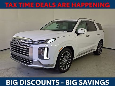 Used 2024 Hyundai Palisade Calligraphy image 4