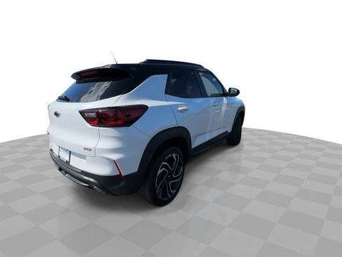 Certified 2025 Chevrolet TrailBlazer RS w/ Convenience Package AWD/4WD image 8